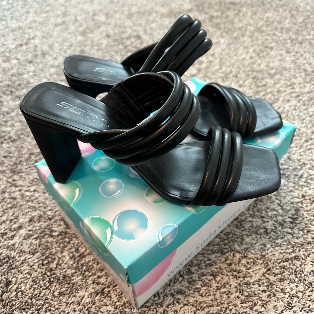 Soda Tubular Strap Square Toe Heel Sandals from Buckle - Picture 7 of 7